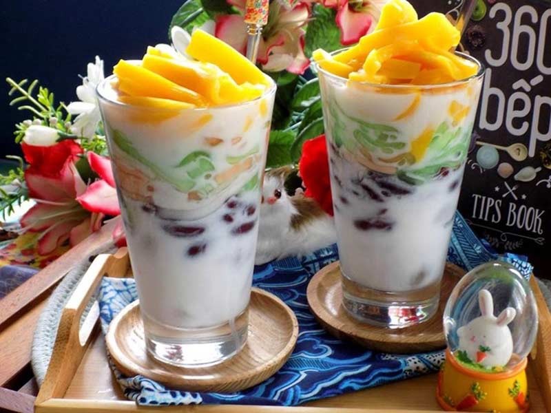 Chè Thái (Vietnamese Fruit Cocktail)