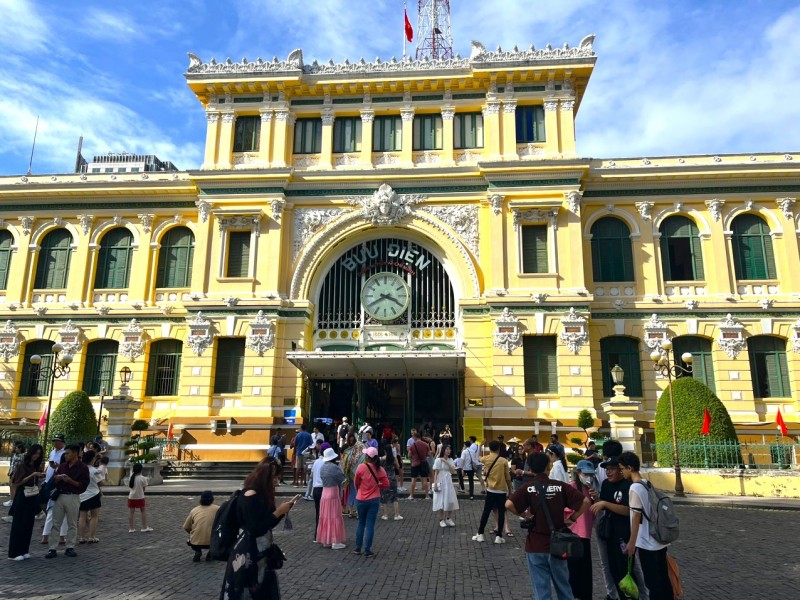 SAIGON CENTRAL POST OFFICE - AN ARCHITECTURAL GEM OF HO CHI MINH CITY