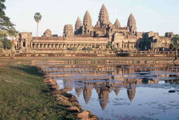 CAMBODIA WITH TEMPLE & SEA BREAK
