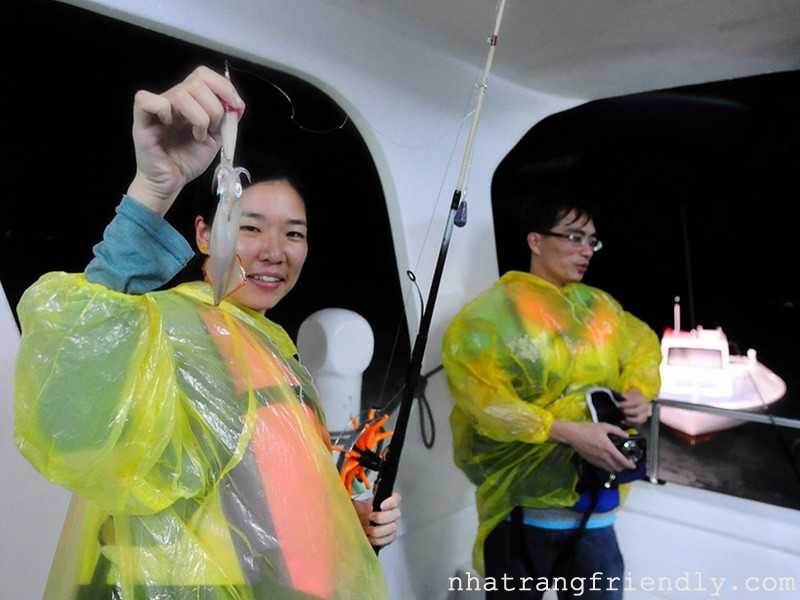 NT06: SQUID FISHING IN NHA TRANG (NIGHT CRUISE)