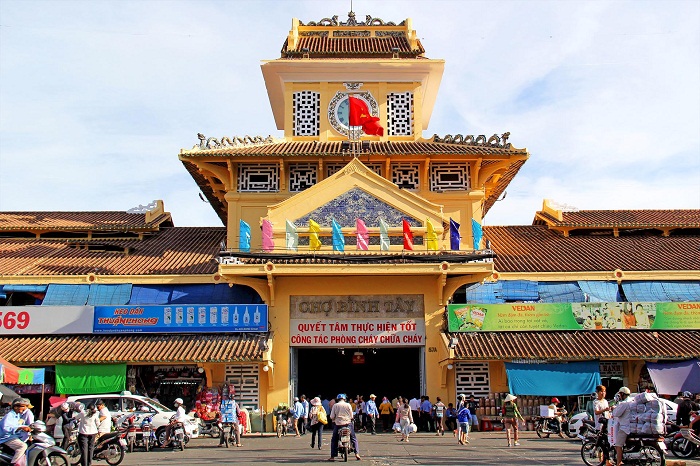 Bình Tây market - The largest ancient market in Saigon