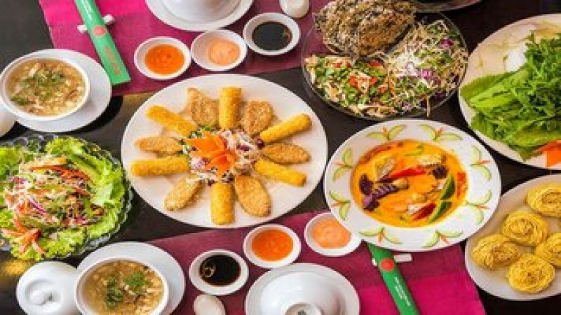 Saigon Vegan Food Tour