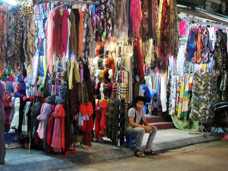 Nguyen Trai Shopping Street